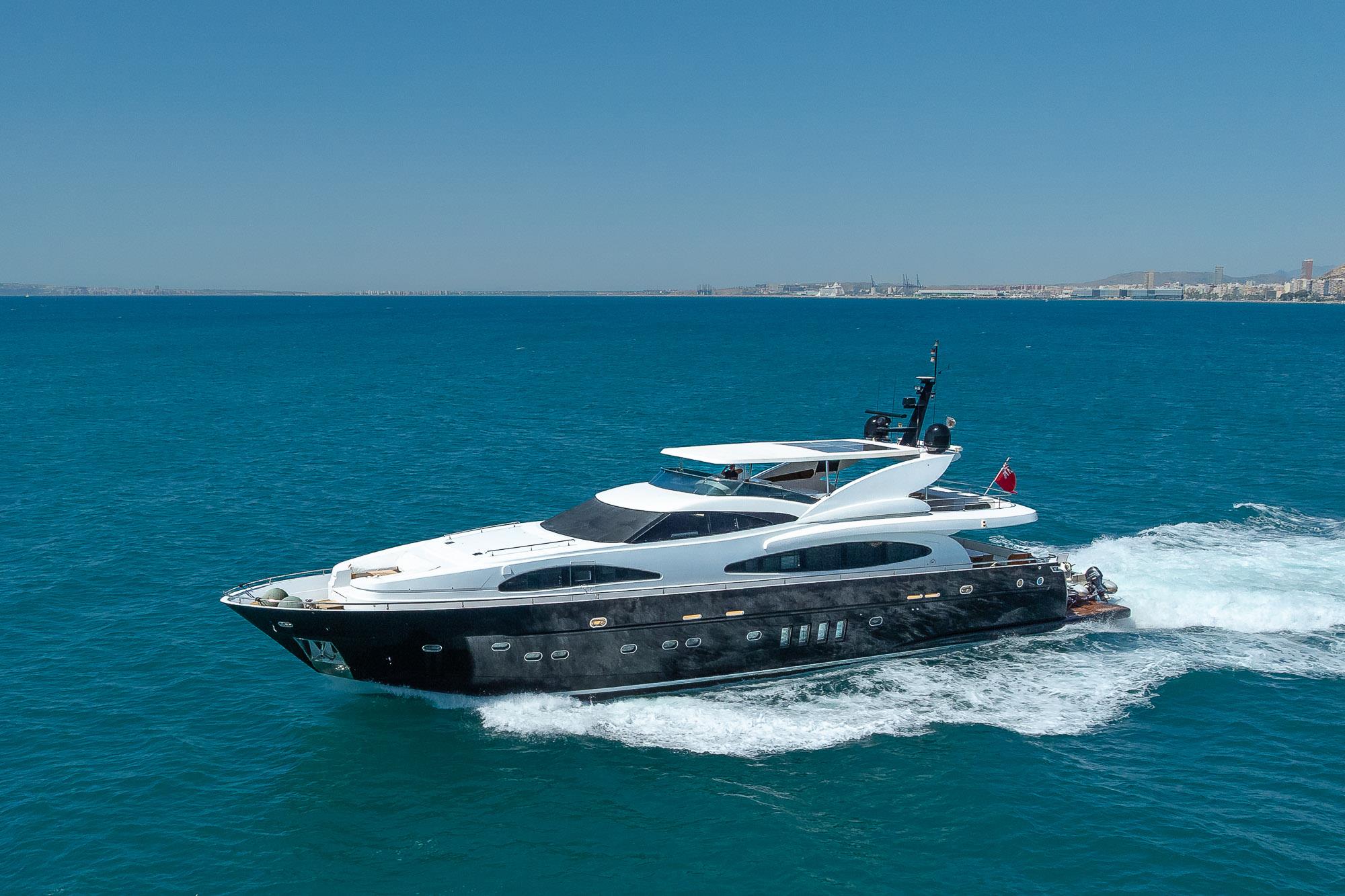 2003 ASTONDOA 102' GLX 